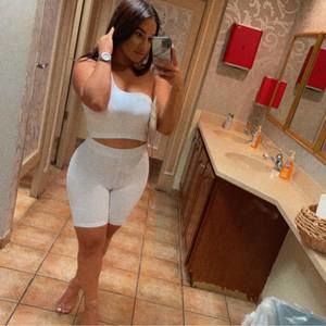 Meet your Posher, Karina